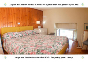 PORTICI - Casa con Posto Auto Gratuito e Wi-Fi a 10 minuti dal mare